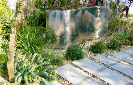 A contemporary garden design by Rosemary Coldstream