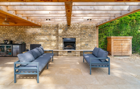 A contemporary gravel garden in Buckinghamshire