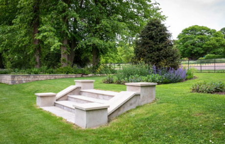 A beautiful Chilterns garden in the sunshine