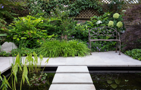 A beautiful garden with stylish water feature